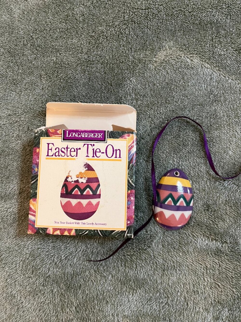 Longaberger Easter Egg Tie-On Ribbon 1996 32271 in Original Box Accessory